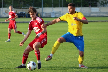 Mindenből három – pontból is