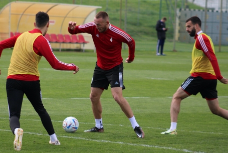 Fel, a Honvéd ellen!