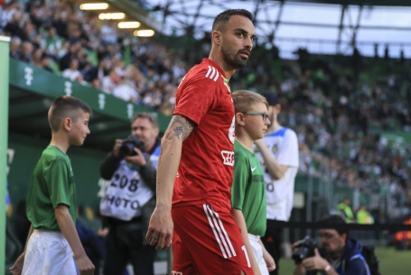 Százból nyolcvanhat kapitányként