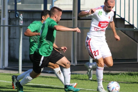 Tavalyi ellenfél a harmadik