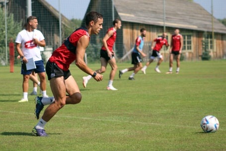 Edzés a tikkasztó kánikulában