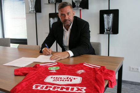 Mátyus János a vezetőedző