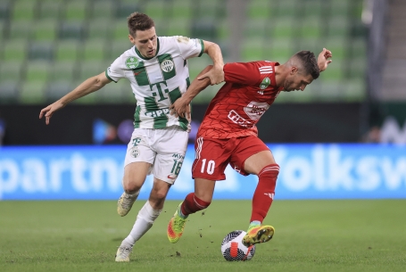 Kilencből öten maradtak