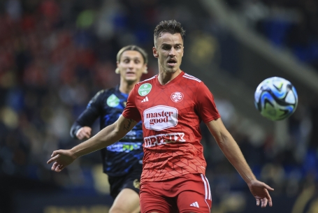 Kiállítás nagyjából hét meccsenként