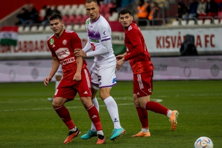 Négy és fél év után vesztettünk előnyről itthon