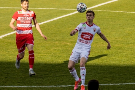 Tízből kettőt nyertünk meg