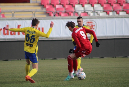 Győzelem a második meccsen 