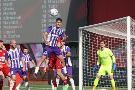 Fölényes siker az Újpest ellen