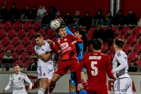 Kötelesség, de egyben alap is