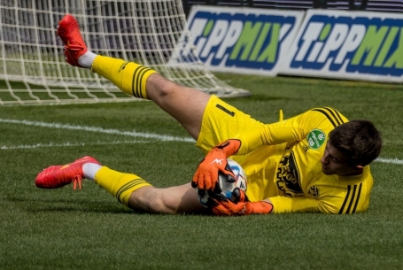 Egyetlen védés, de az dobogós