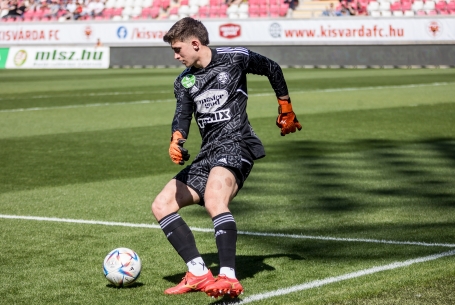 Csapatban harmadik, egyéniben első