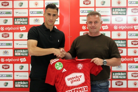 Ballábas szélső a következő érkező