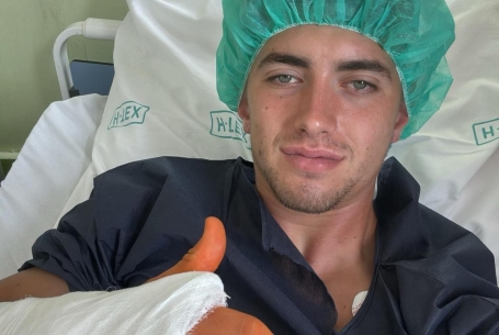 Kapusunk kezét meg kellett műteni