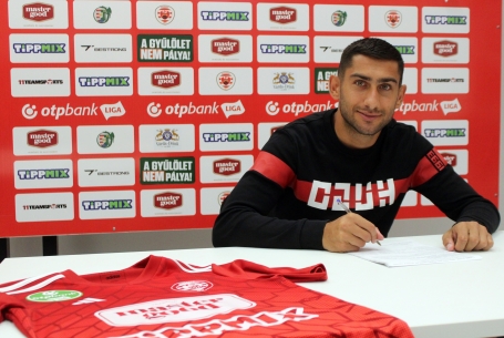 Rutinos támadó középpályás érkezett