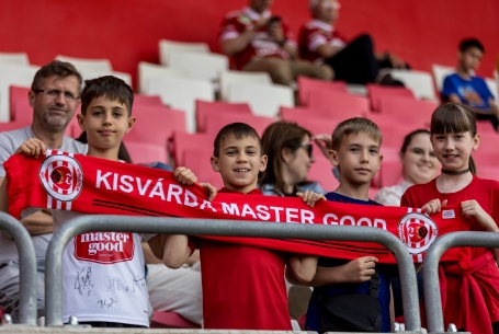 Jegyértékesítés az első hazai meccsre