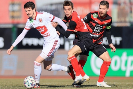 Az NB II-ben hibátlanul, az élvonalban nyeretlenül