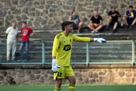 Döntetlenből ötből öt