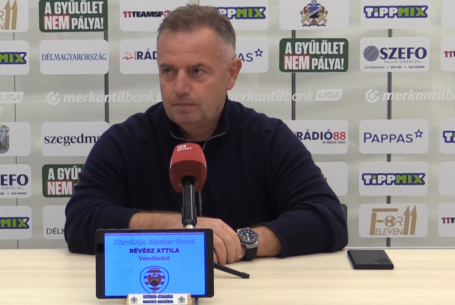 Mérkőzés utáni sajtótájékoztató