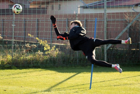 A hét elején, csütörtökön