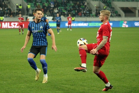 Balhátvédünk vállműtétje