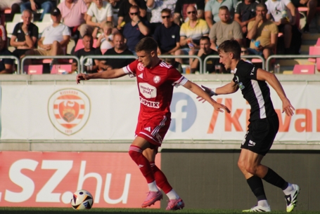 Dobogósok paksi mérkőzése