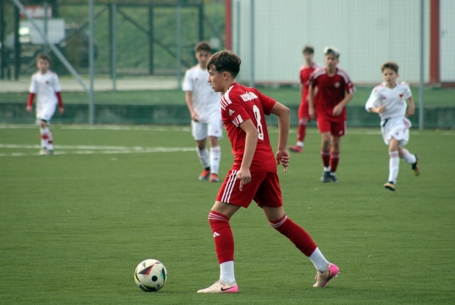 Erőpróba a listavezetők ellen