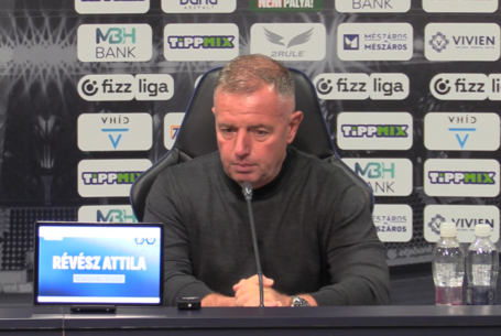 Mérkőzés utáni sajtótájékoztató