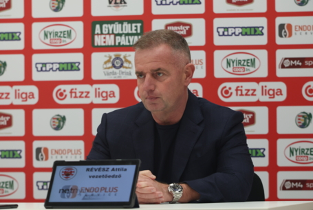 Mérkőzés utáni sajtótájékoztató