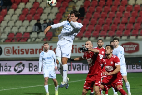 Hatgólos döntetlen