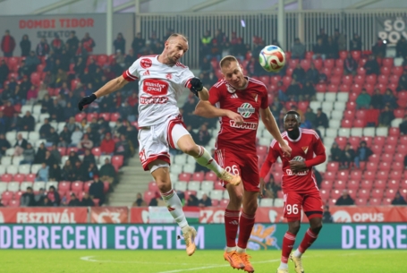 Már gólpasszokban is egyedül az élen